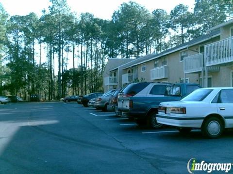 Pinebrook Apartment Homes