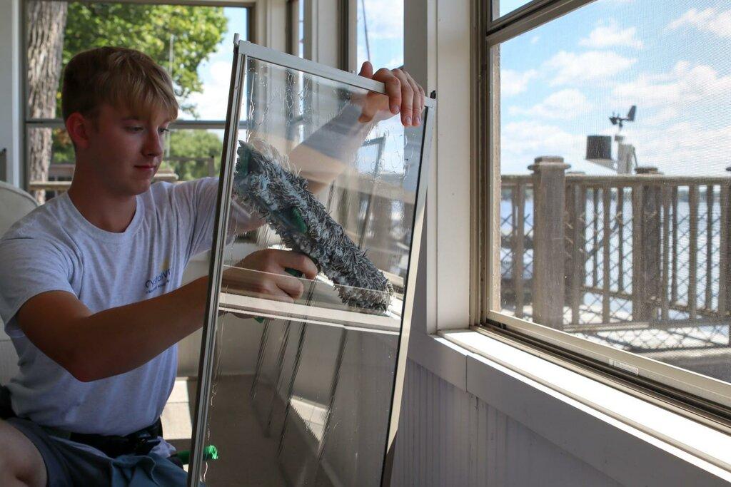 Crystal Vista Window Cleaning, LLC