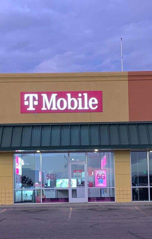 Metro by T-Mobile Authorized Retailer