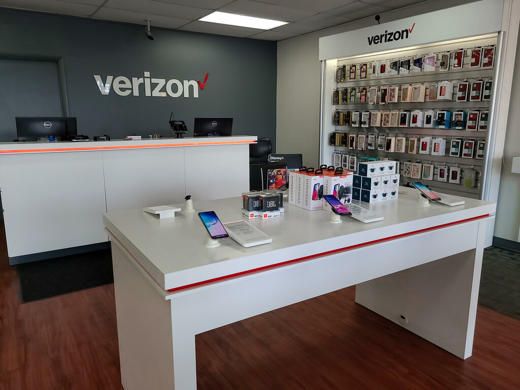 Russell Cellular-Verizon Authorized Retailer