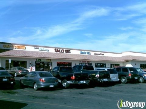 Lake Mead/Decatur Shopping Center