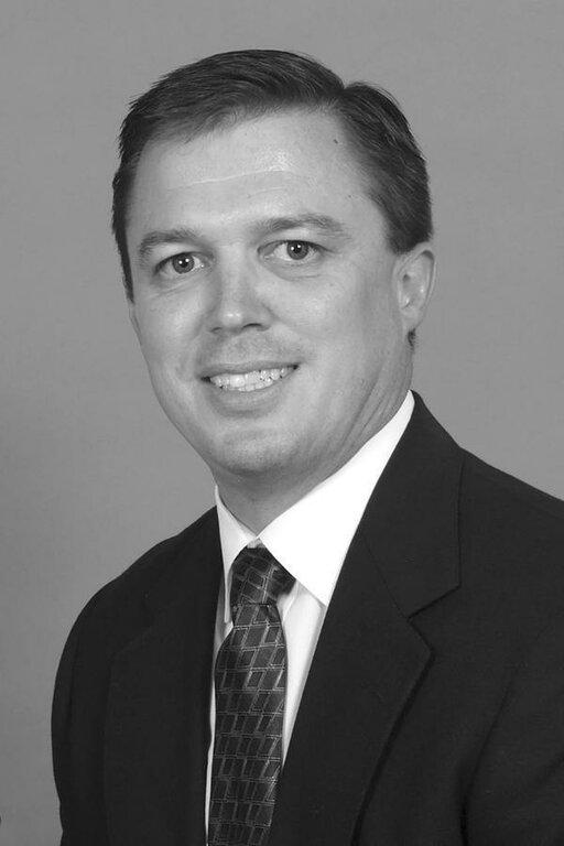 Craig Tomasek - Edward Jones-Financial Advisor