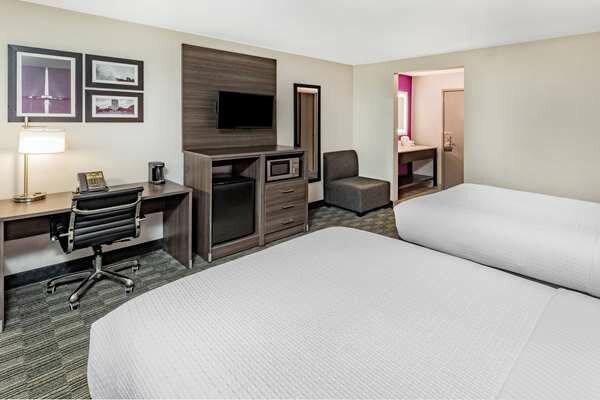 La Quinta Inn & Suites By Wyndham Houston Southwest