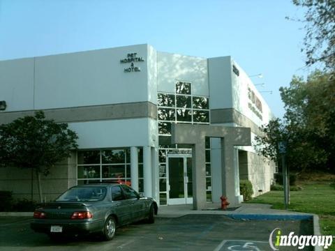 Canyon Hills Animal Hospital and Specialty Center