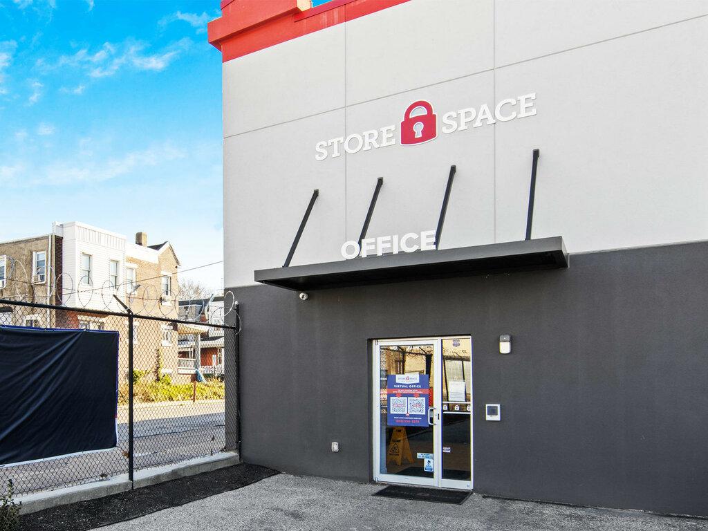 Store Space Self Storage