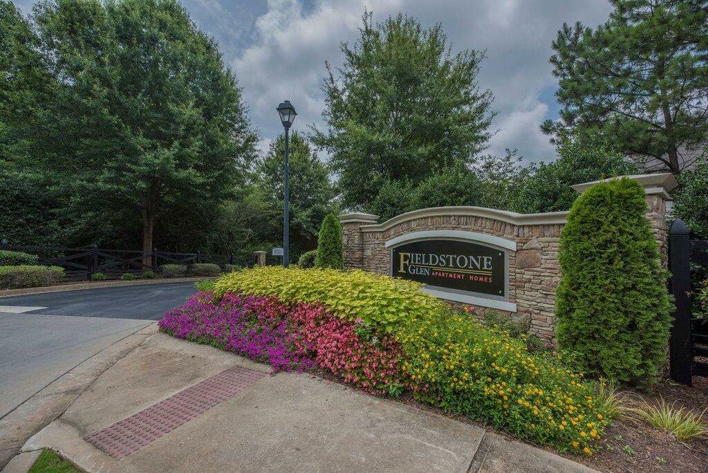 Fieldstone Glen Apartments