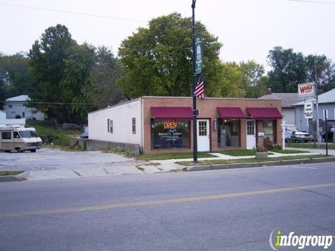 Kutters Den Barber Shop-Beauty