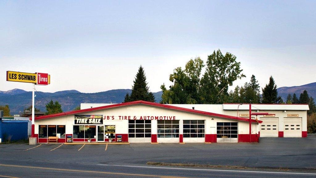 Les Schwab Tire Center