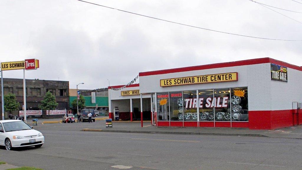 Les Schwab Tire Center