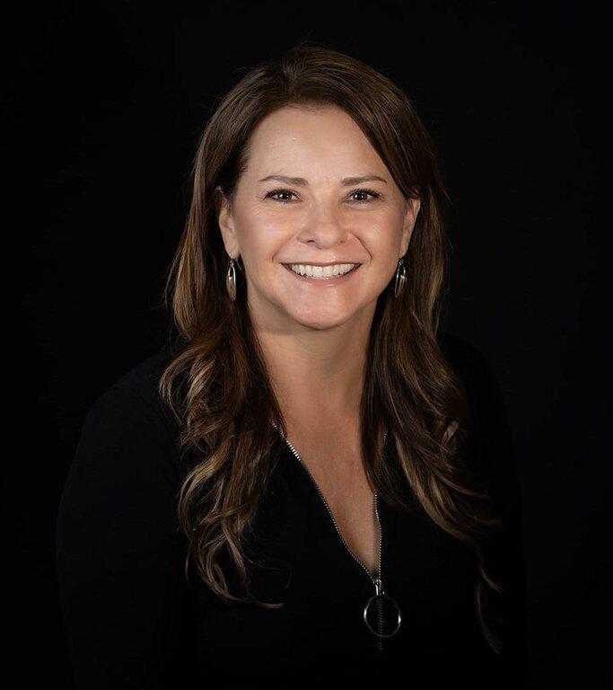 Dulcie Dixon, Realtor, HomeSmart