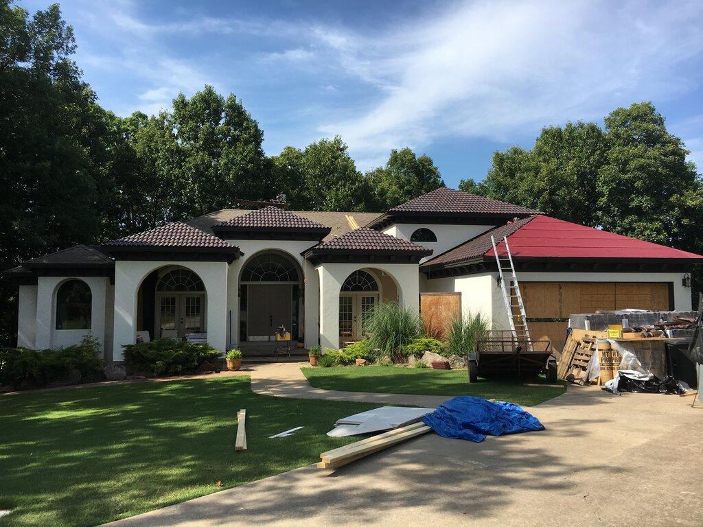 AQ Roofing LLC