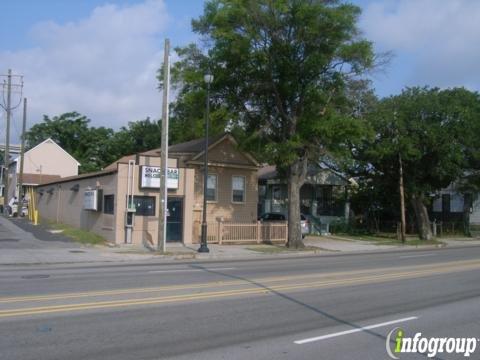 B & S Snack Bar & Convenience Store