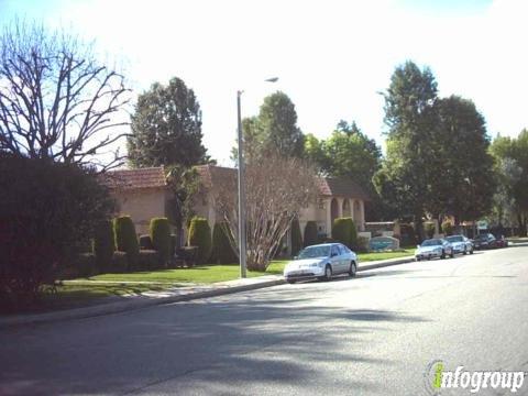 Shadow Mountain Apartments