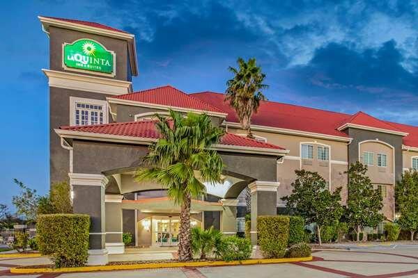 La Quinta Inn & Suites By Wyndham Corpus Christi Northwest