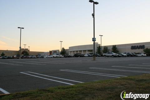 Solomon Pond Mall