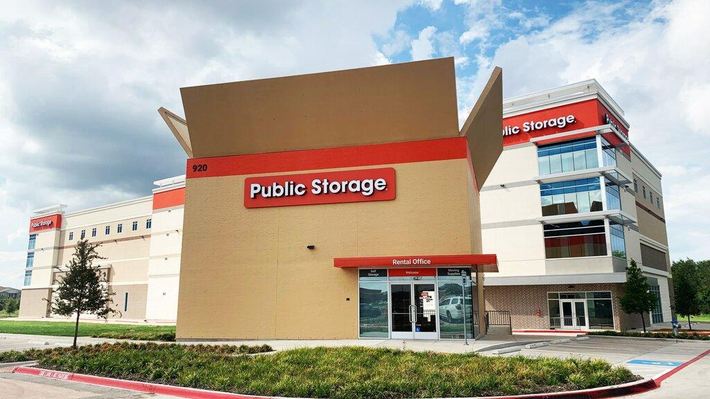 Public Storage