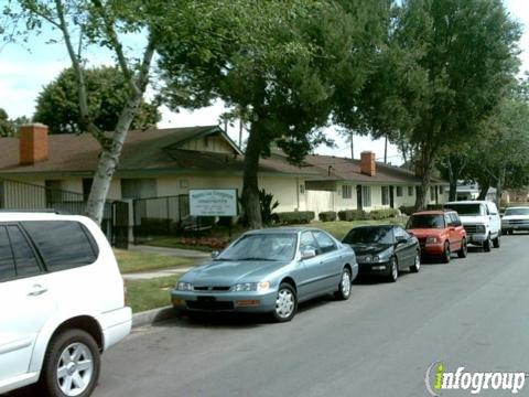 Mauna Loa Garden Apartments