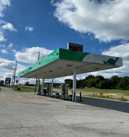 Sinclair Gas Station