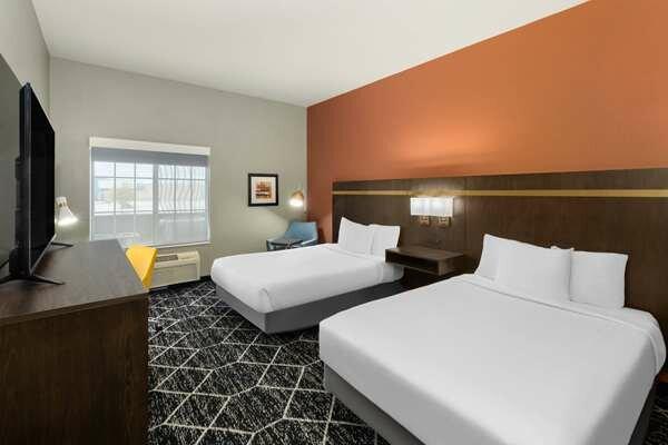 La Quinta Inn & Suites By Wyndham Olathe