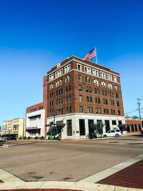 First Citizens National Bank