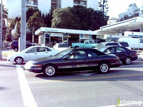 La Cienega Chevron