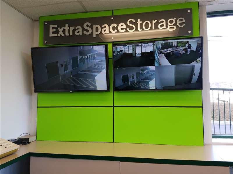 Extra Space Storage