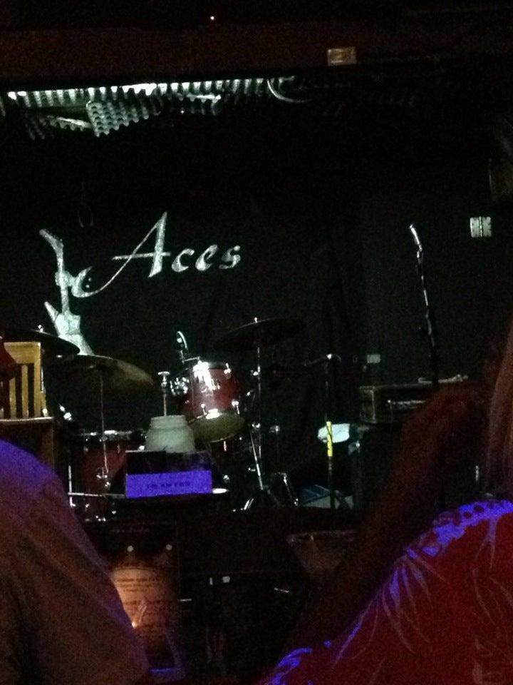 Aces Lounge