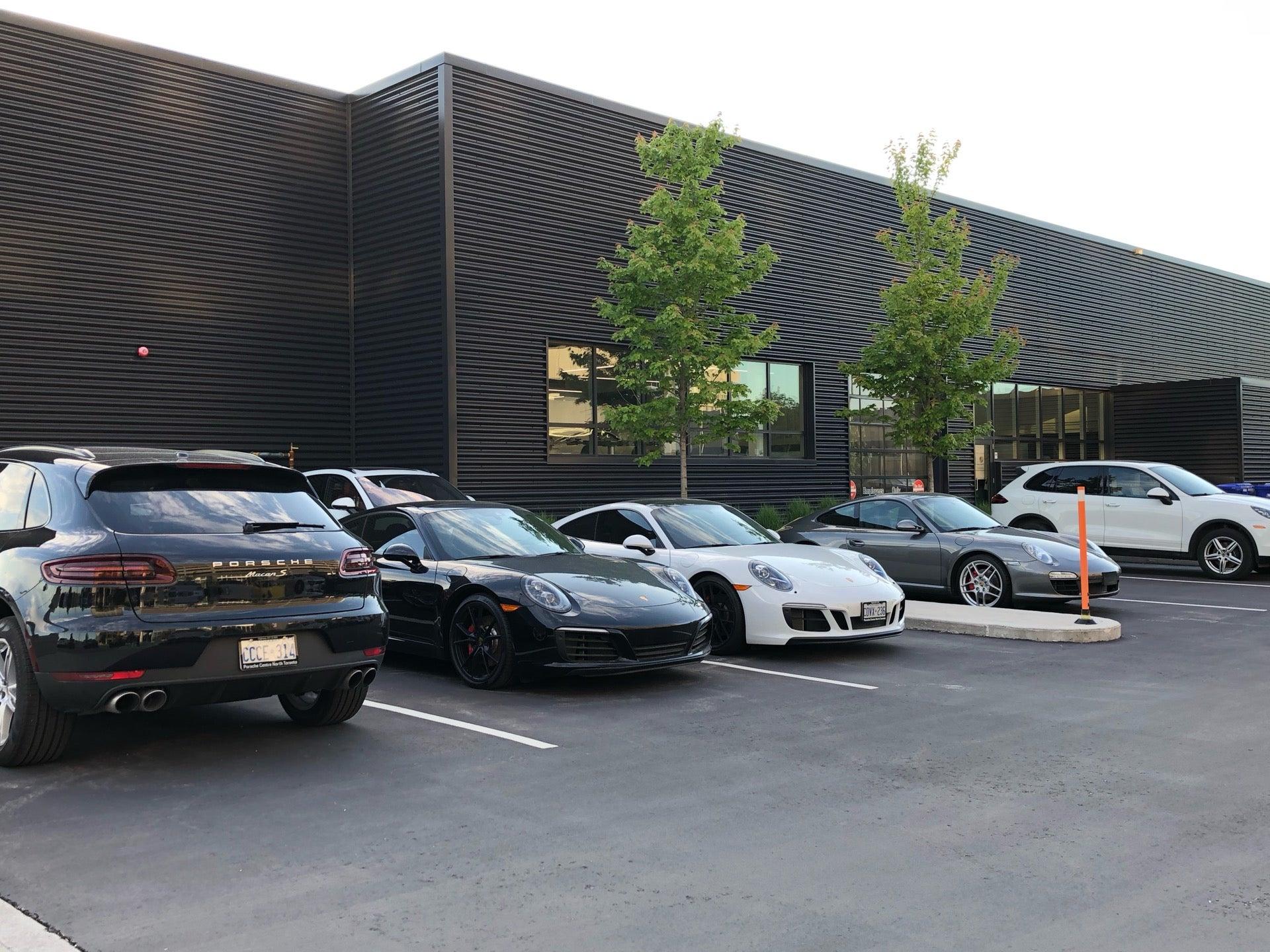 Porsche Centre North Toronto