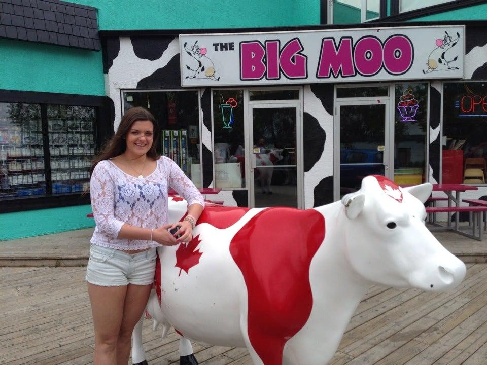 Big Moo Ice Cream Parlor