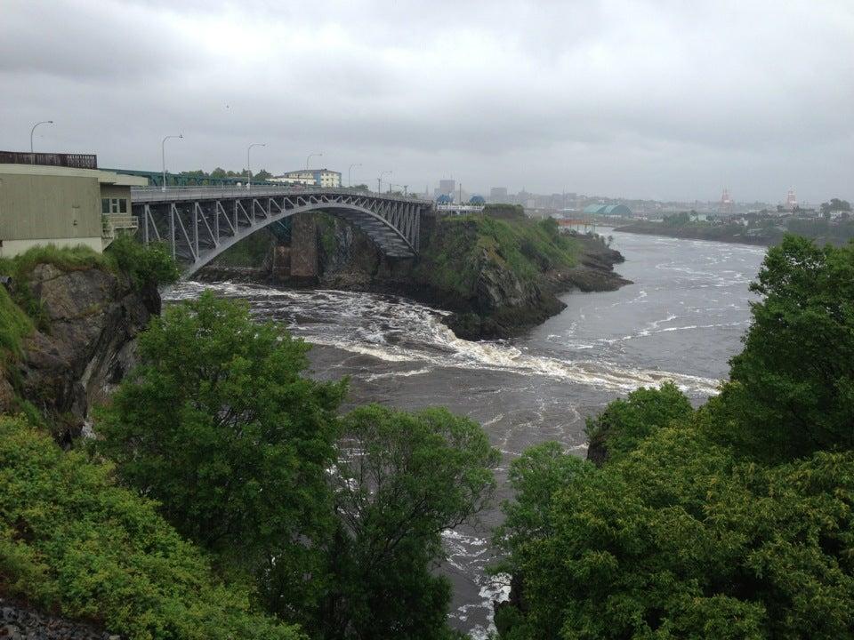 Saint John Skywalk and Reversing Fa