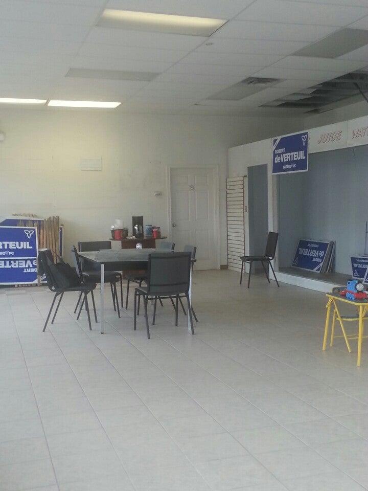 Robert de Verteuil Campaign Office