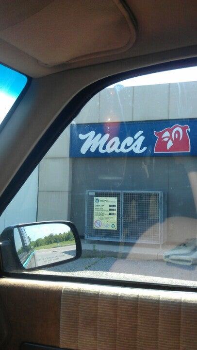 Mac's Convenience Store