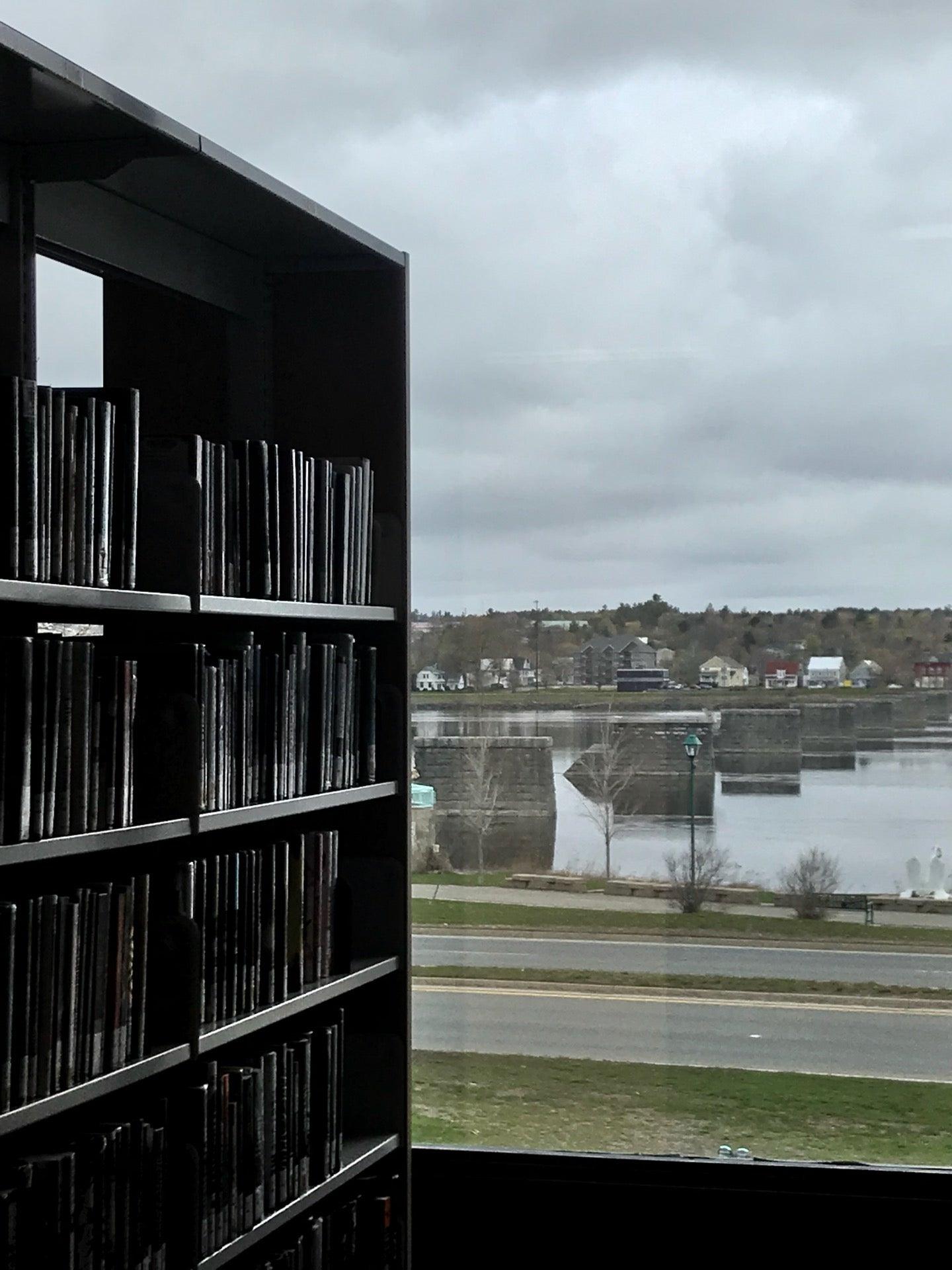 Fredericton Public Library