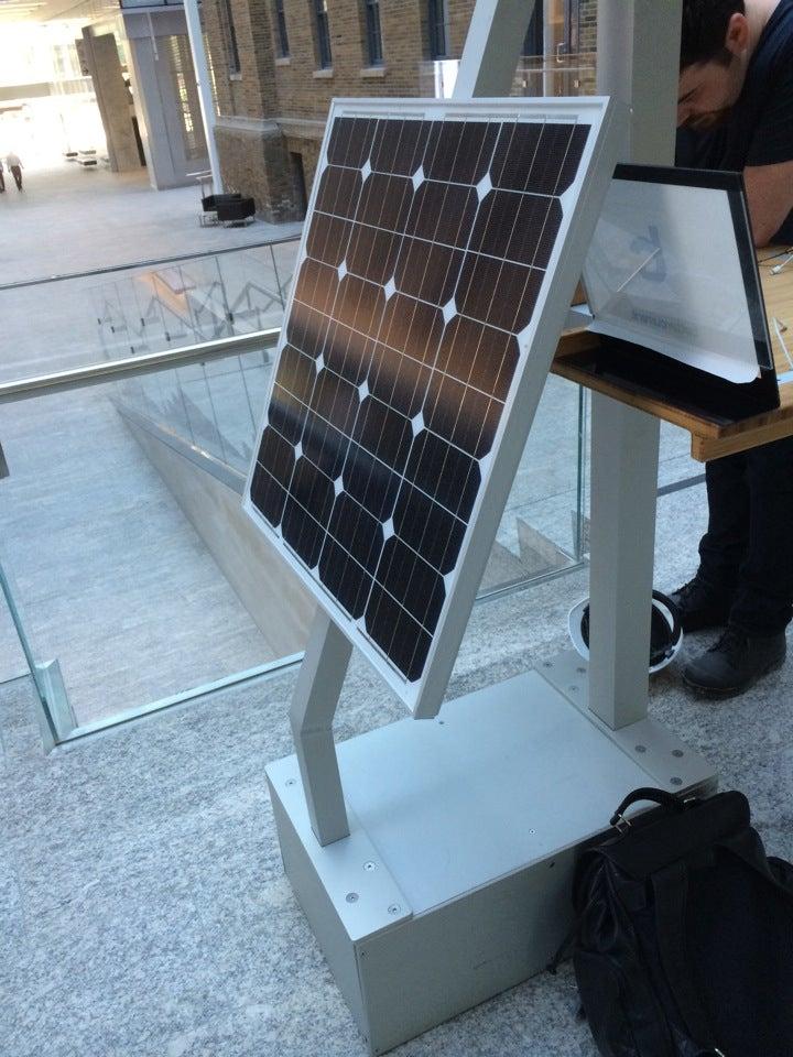 Better Current Solar Charging Kiosk for small electronics not EV