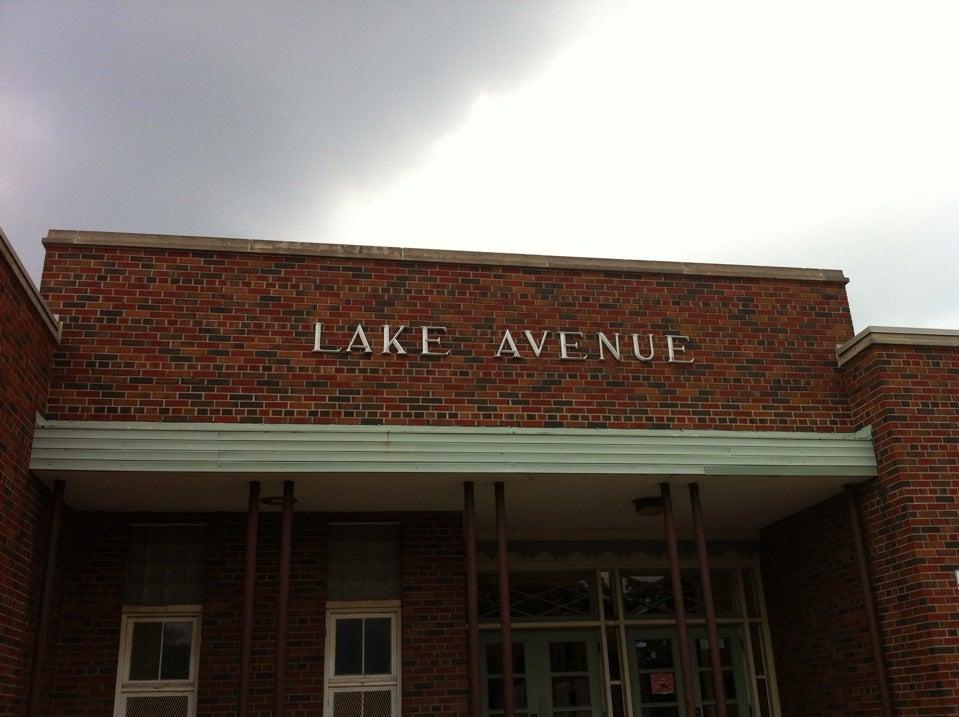 Lake Avenue School