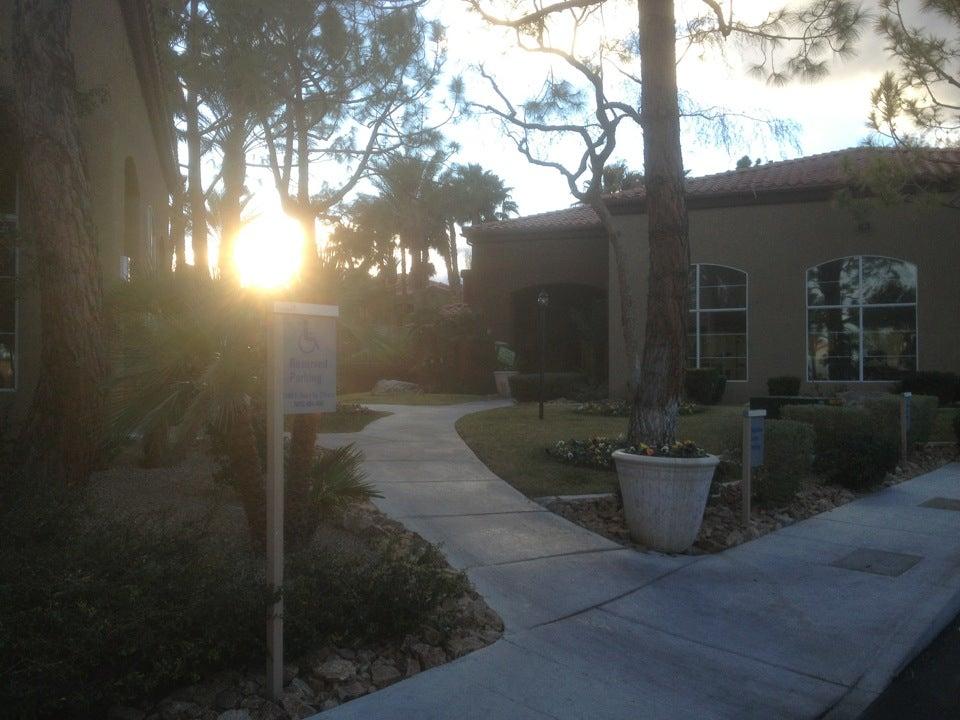 Camden Pines Apartments