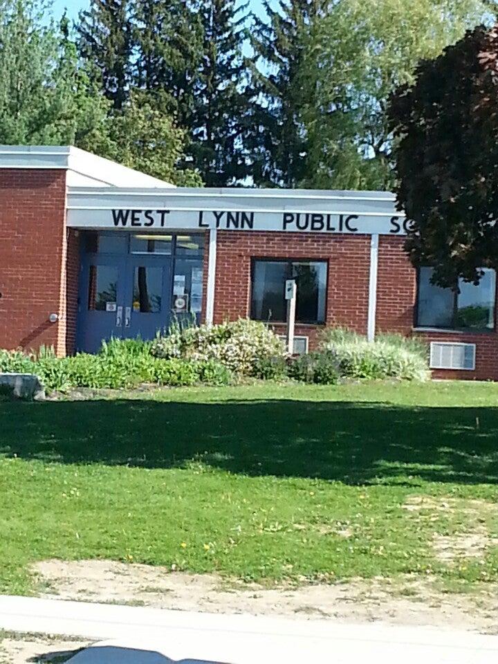 West Lynn Public School