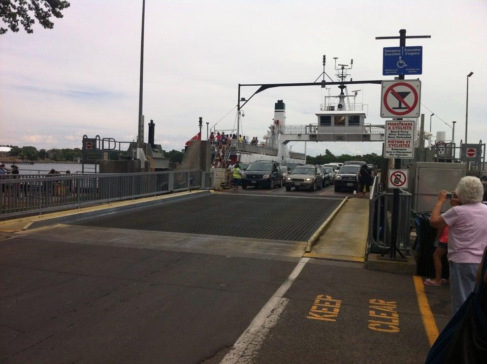 Wolfe Island Ferry