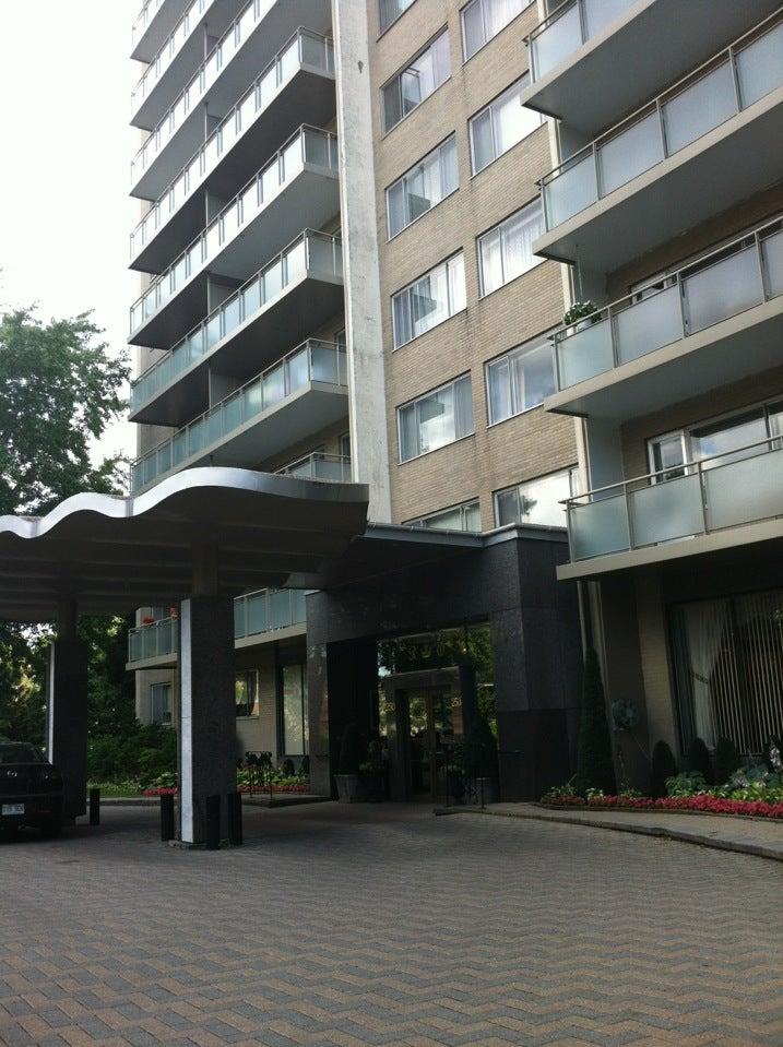 Royale Westmount Apartments