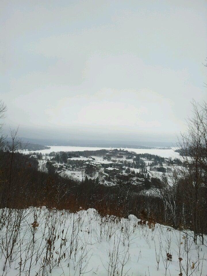 Deerhurst Lookout Trail