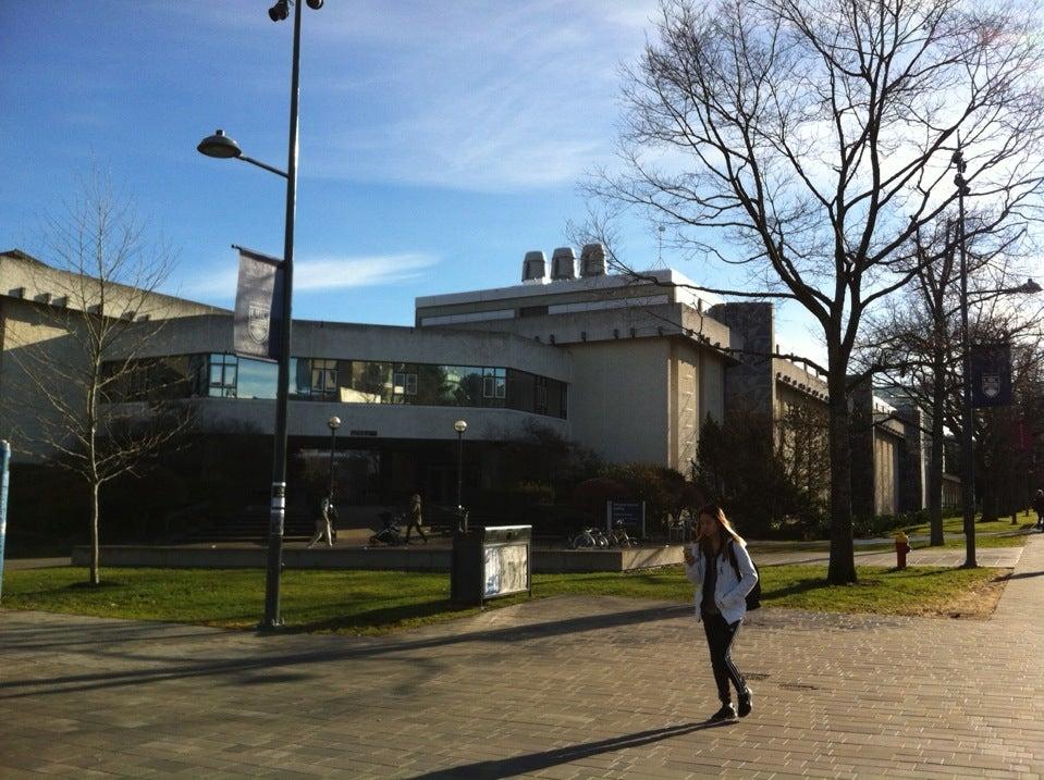 Biological Sciences Building