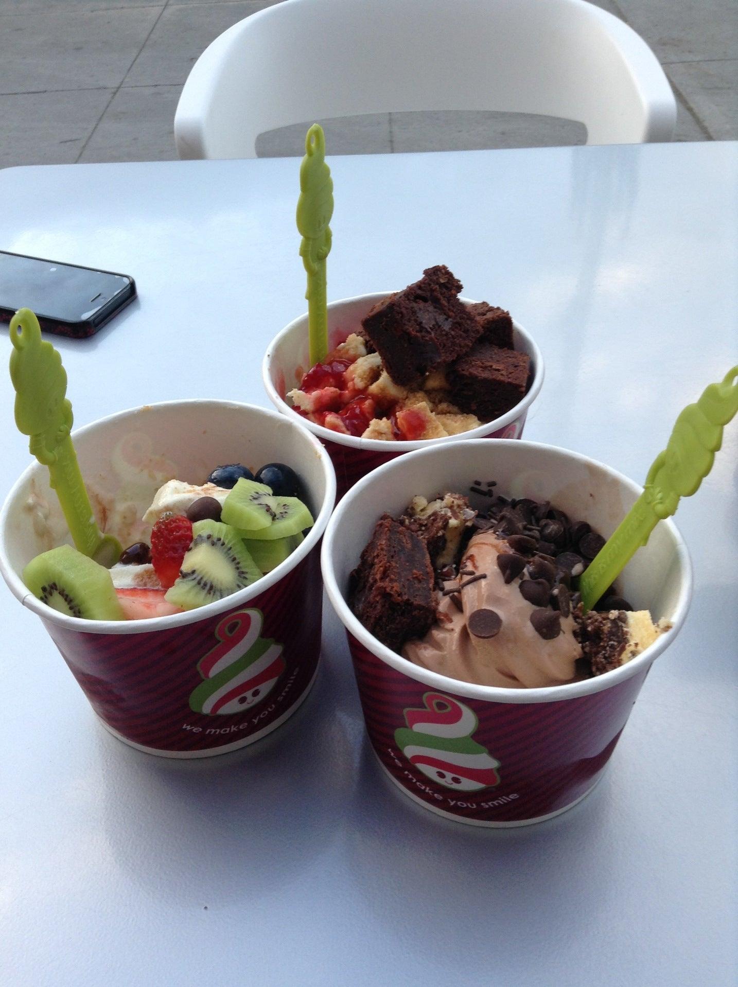 Menchie's Frozen Yogurt