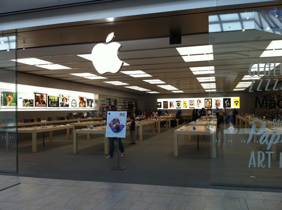 Apple Markville Shopping Centre