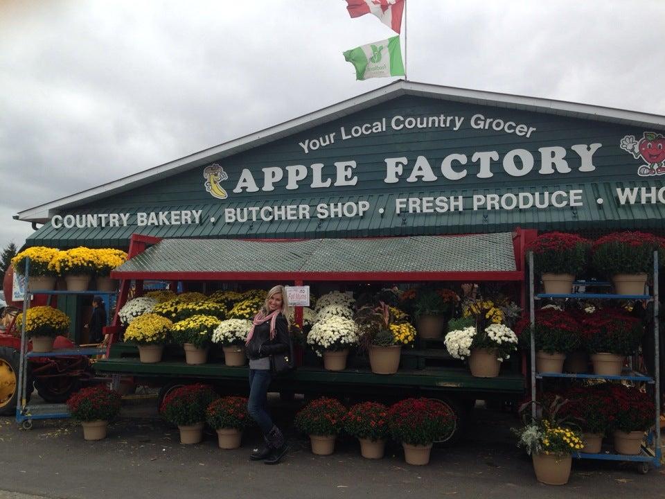 Apple Factory Farm Market