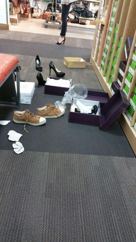 DSW Designer Shoe Warehouse