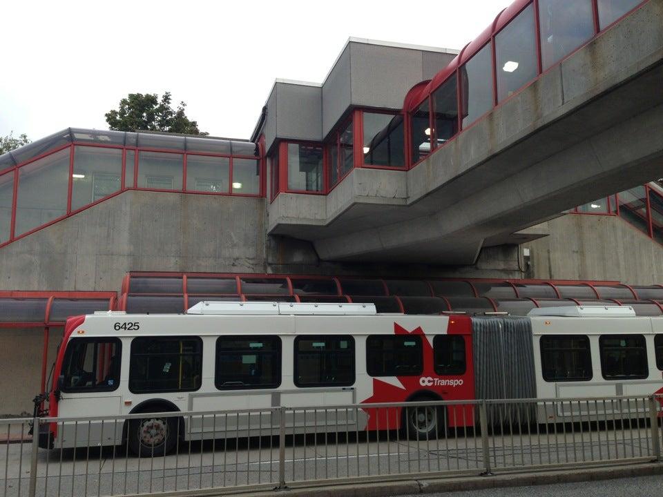 Tunney's Pasture Driveway (Impark Lot