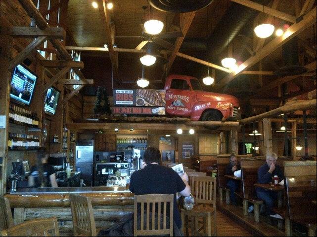 Montana’s BBQ & Bar