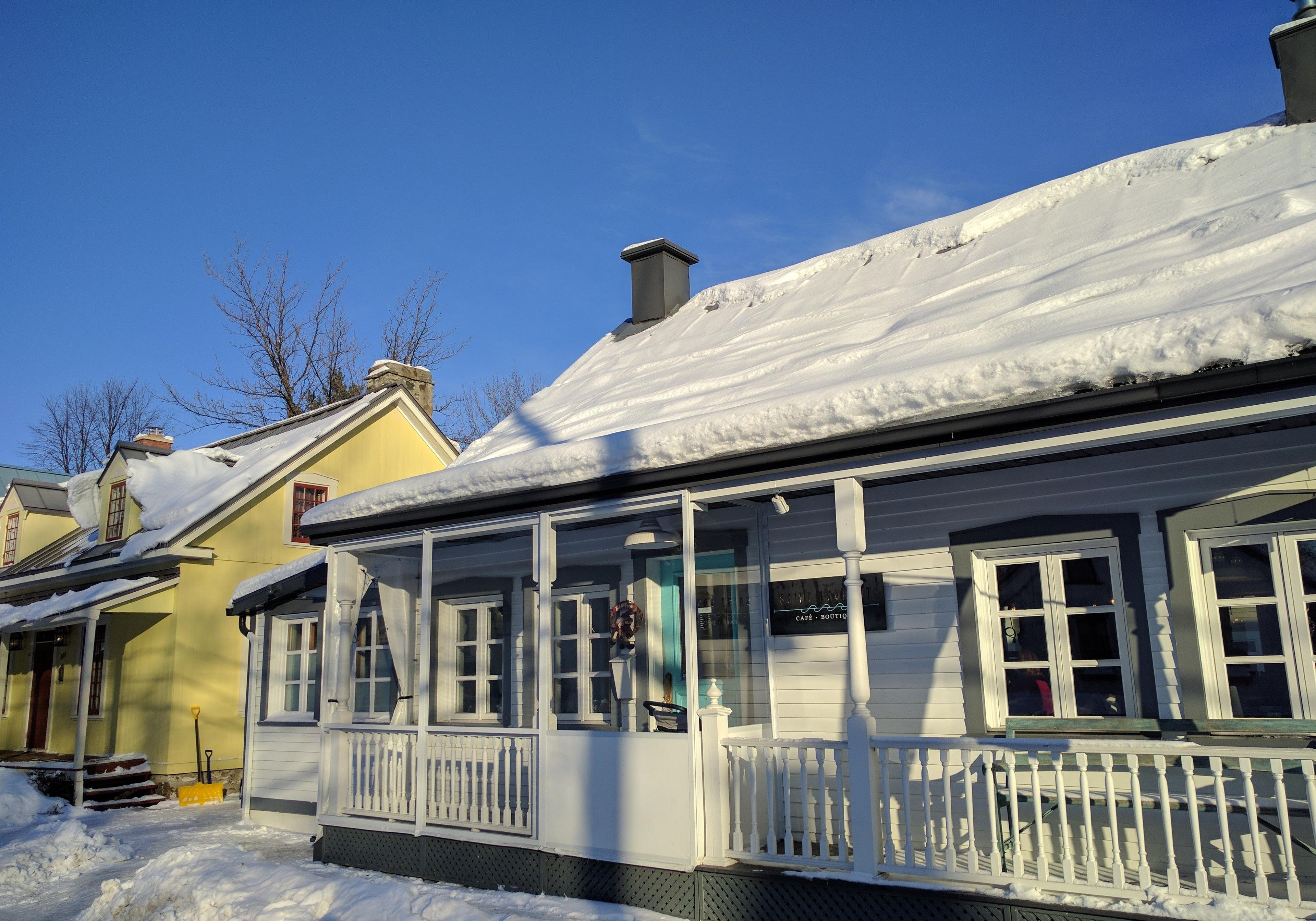 St-Laurent Cafe Boutique