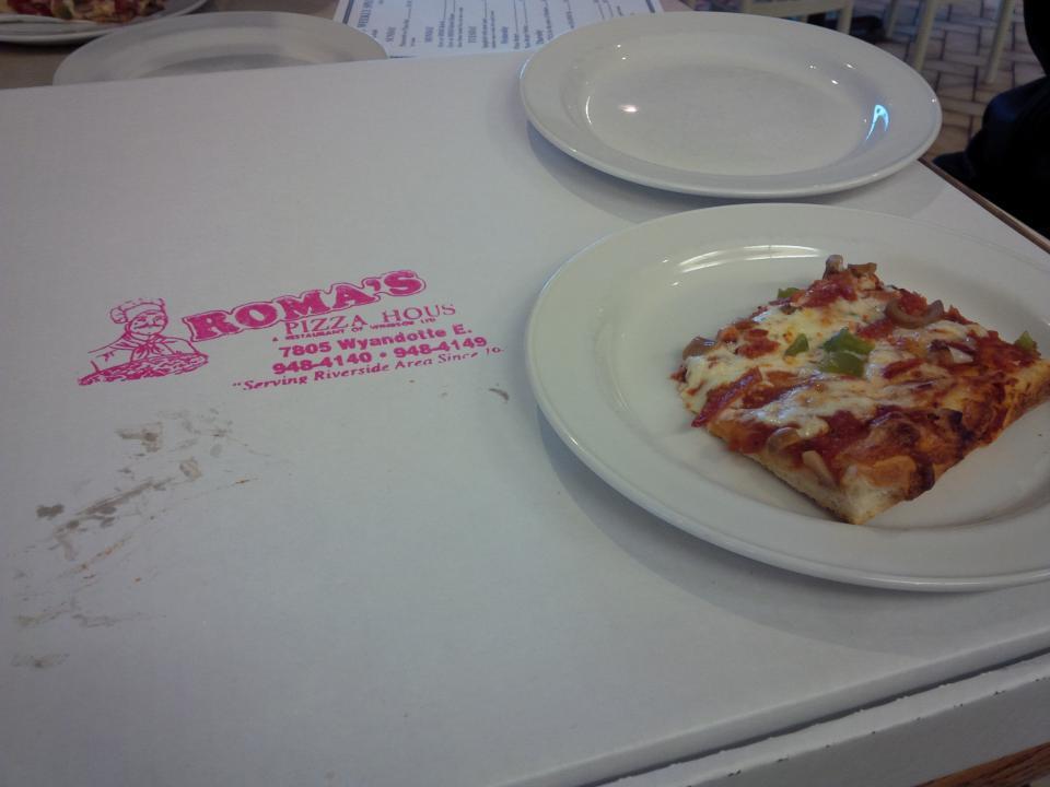 Roma's Pizza House-Restaurant