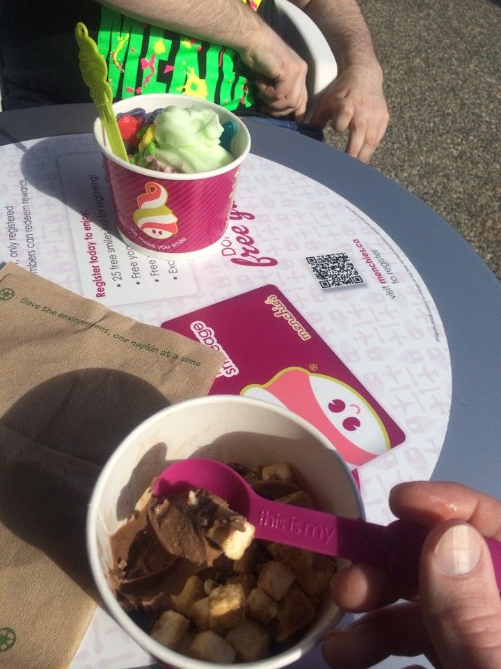 Menchie's Frozen Yogurt